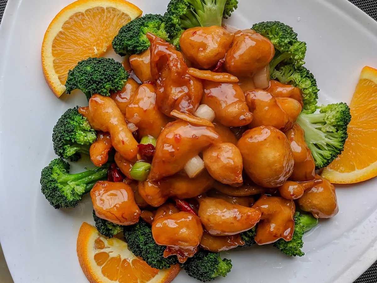 Orange Chicken at Ho Palace，a Chinese Restaurant in Grand Junction